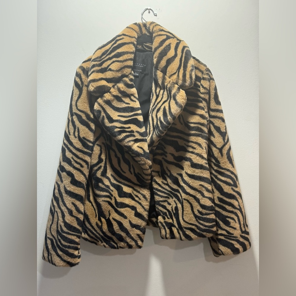 Sanctuary faux fur animal print jacket small